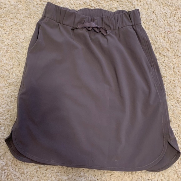 Lululemon On The Fly Skirt - Picture 3 of 4